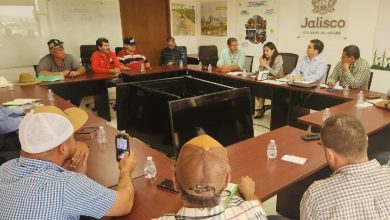Se reúnen productores en SADER. Foto: Facebook.