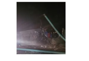 Deja volcadura un muerto en carretera cerca a Celanese. Foto: Captura de video.