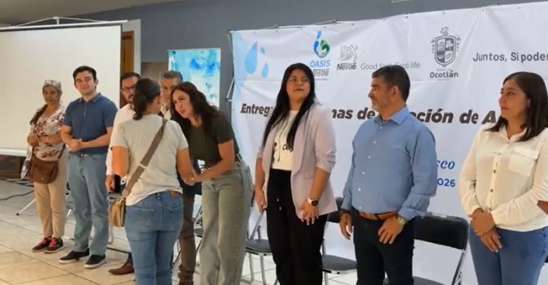 Entrega Nestlé y Ocotlán filtros para garantizar agua segura. Foto: Captura de video.