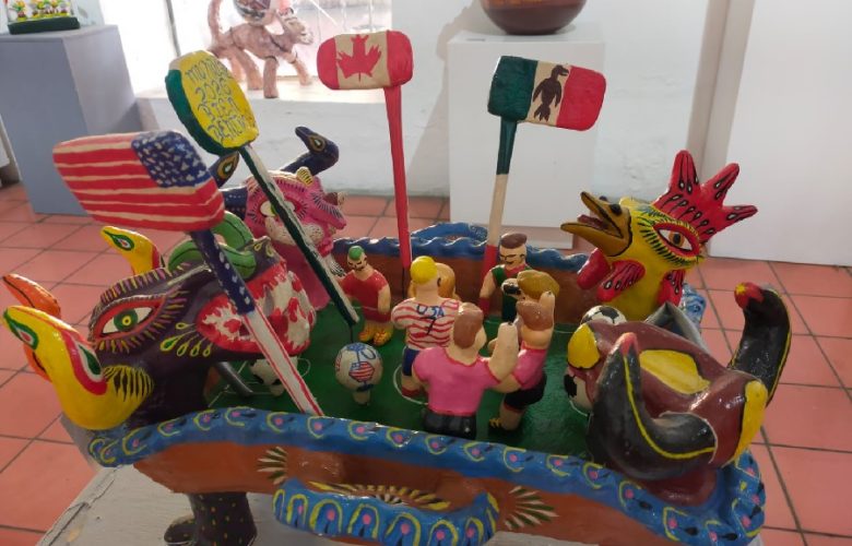 Exhibe Tonalá arte en barro inspirado en Mundial. Foto: Marcelo Ramírez Herrera.