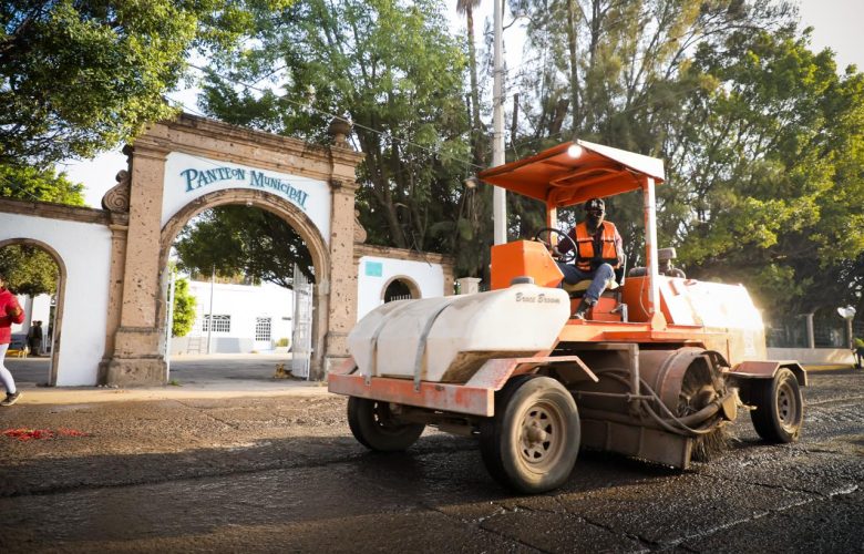 Inicia repavimentación de la calle Madero en Ocotlán